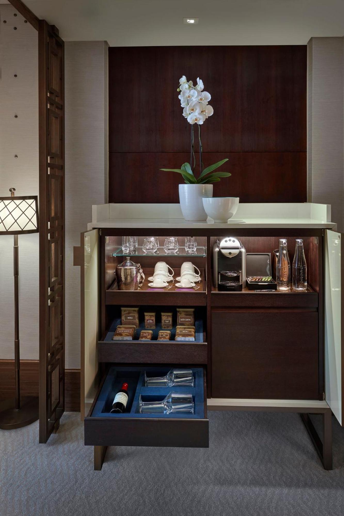 Mandarin Oriental, Doha Hotel Buitenkant foto