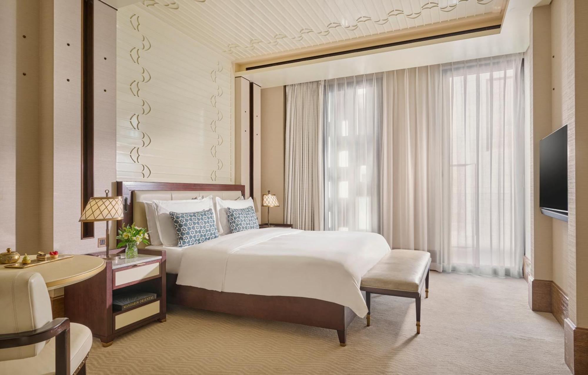 Mandarin Oriental, Doha Hotel Buitenkant foto A bedroom at the hotel