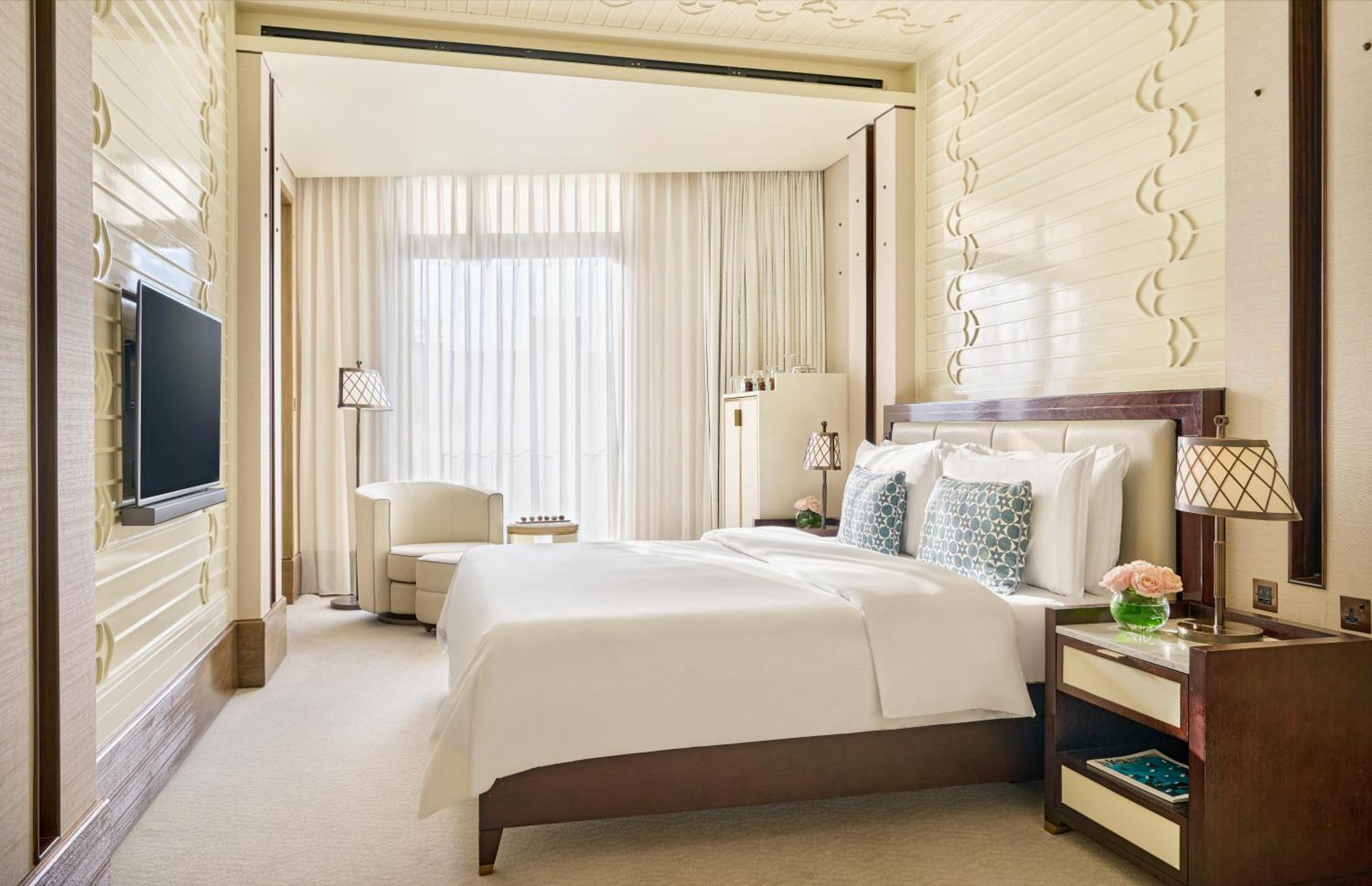 Mandarin Oriental, Doha Hotel Buitenkant foto A bedroom at the hotel